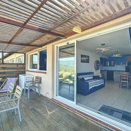 Magnifique T2 Terrasse Vue Panoramique Dans Avec Piscine