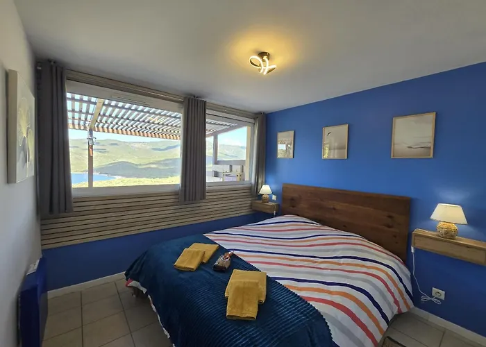 Villa Magnifique T2 Terrasse Vue Panoramique Dans Avec Piscine