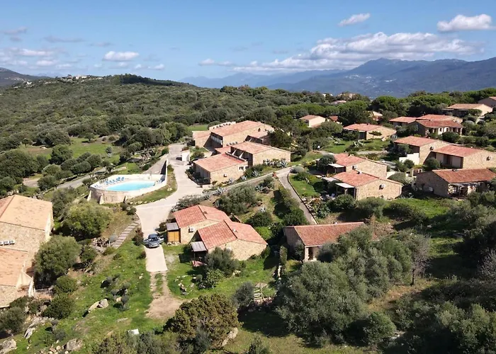 Magnifique T2 Terrasse Vue Panoramique Dans Avec Piscine