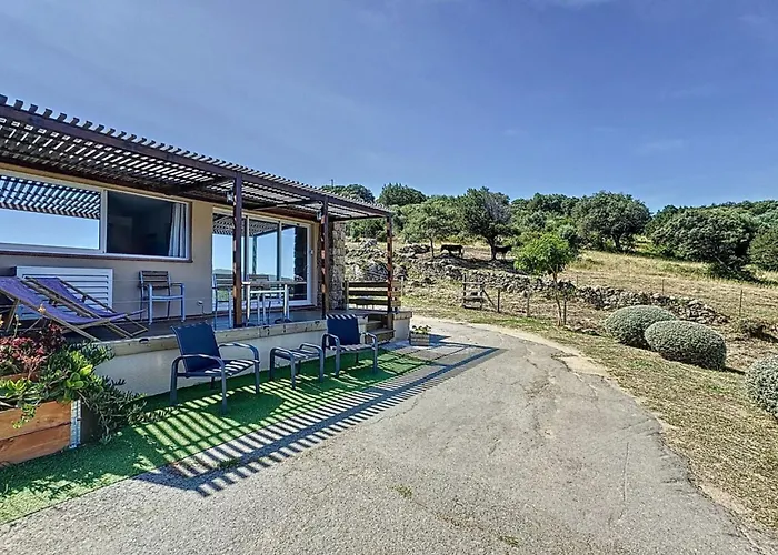 Magnifique T2 Terrasse Vue Panoramique Dans Avec Piscine * Serra-di-Ferro (Corsica)