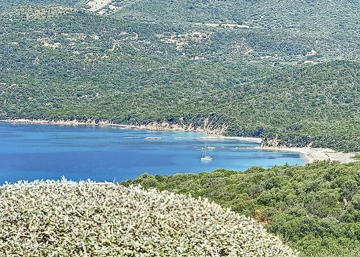 Vila Magnifique T2 Terrasse Vue Panoramique Dans Avec Piscine